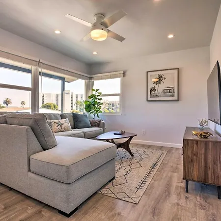 Charming San Diego Apartment - Walk To Bay!
